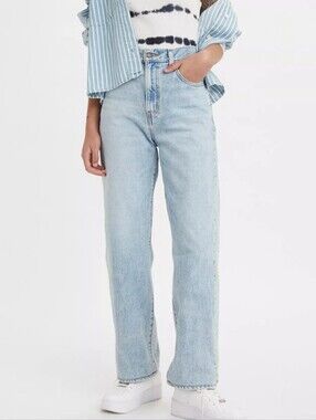 Levi’s High Waisted Straight Leg Jeans Women’s W26 L30 Light Wash Denim